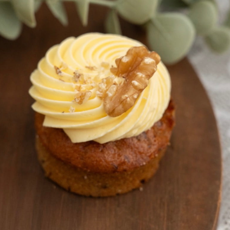 Petit four | carrotcake