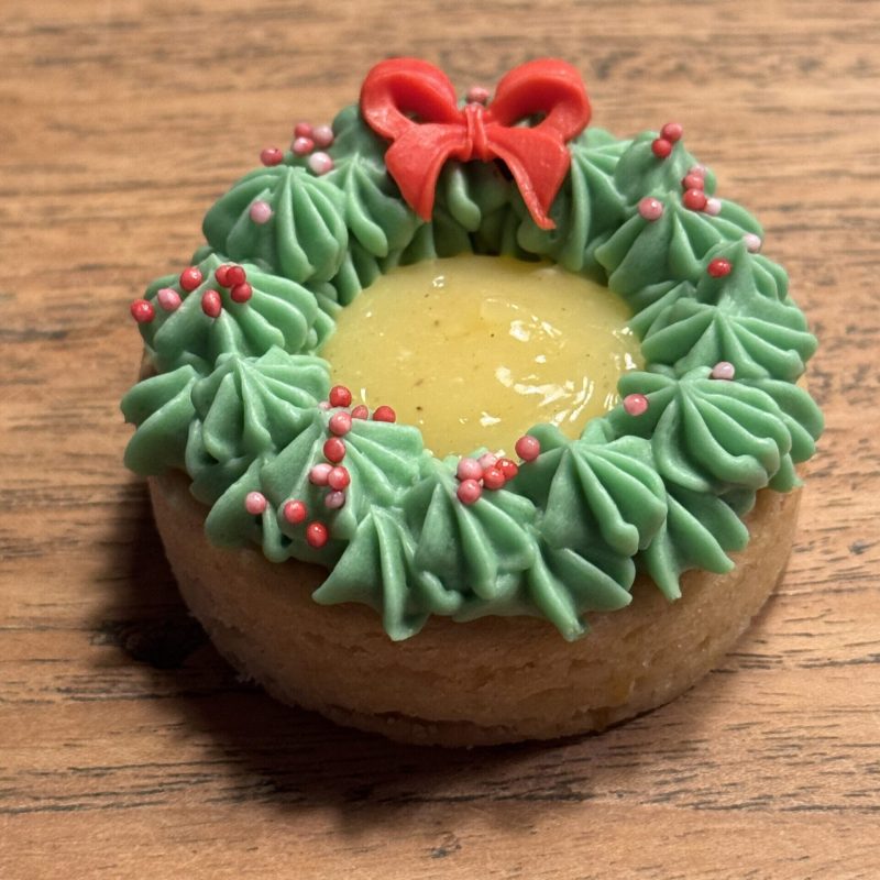 Petit four: cheeky lemon