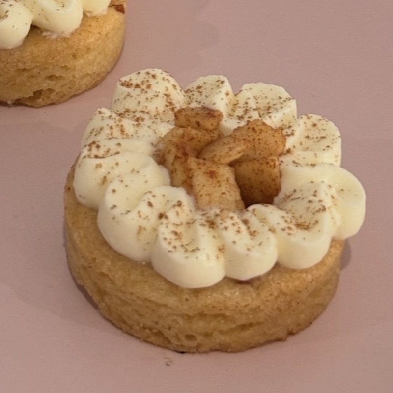Petit four | apple pie